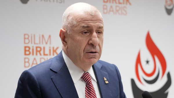 Ümit Özdağ: ‘PKK affına karşı çıkanlar mahkemelere sürükleniyor’