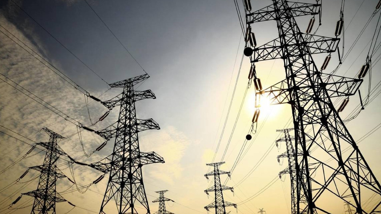 Türkiye’de dün en fazla elektrik tüketilen saat belli oldu