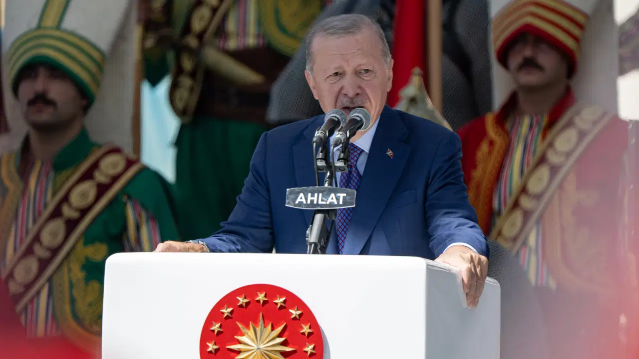 Son dakika… Erdoğan’dan Ahlat’ta ‘süreç’ açıklaması: ‘Yeni bir dönemin kapıları açılacak’